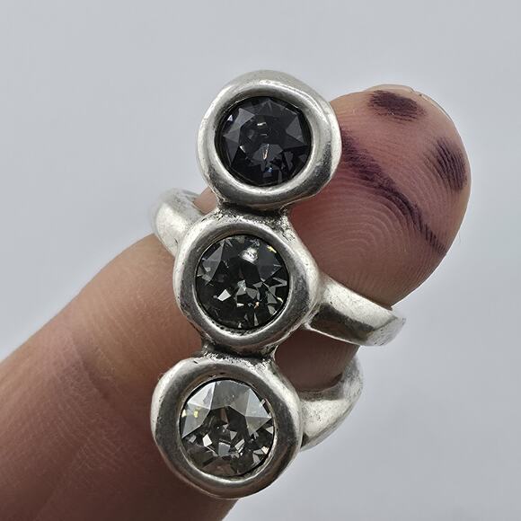 Triple ring with blue crystals | UNOde50 United States UNOde50 Sterling Silver Triple Crystal Ring Size 6.25 handmade Spain Alterego